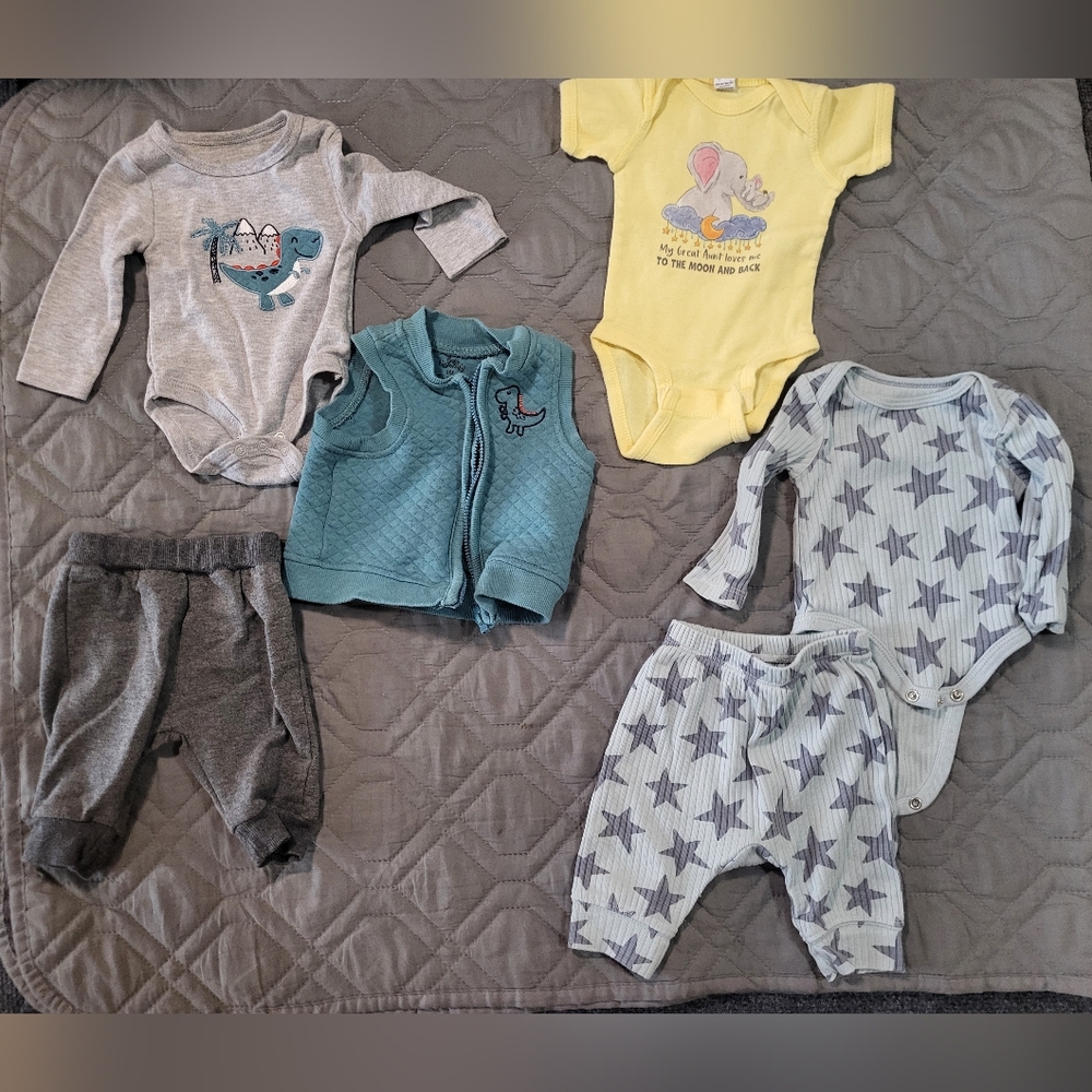 Assorted NEWBORN Baby BOY Clothing Bundle - Picture 7 of 11